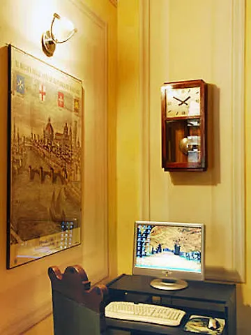 Hotel Bologna Piza 4*,